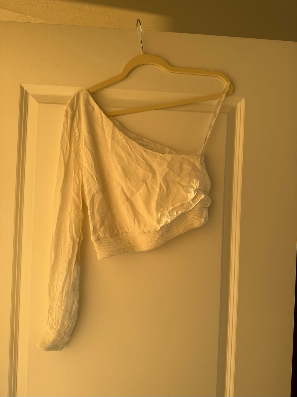 Kookai: One-Shoulder Asymmetrical White Crop Top